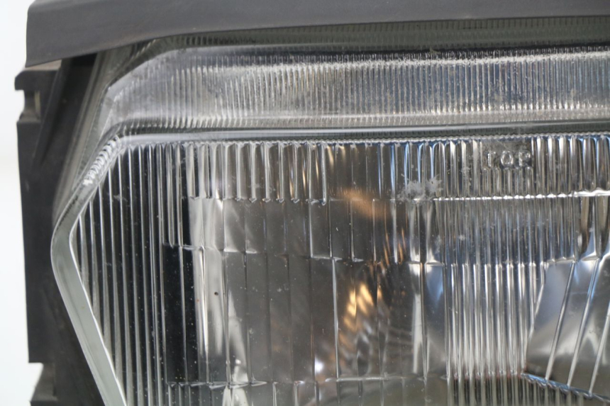 photo de FARO DELANTERO SUZUKI GSXF GSX F 600 (1988 - 1997) - Estado de la superficie y material