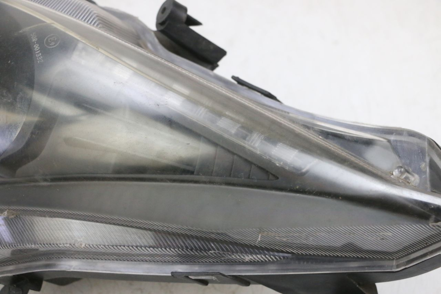 photo de FARO DELANTERO JM MOTORS GTS 125 (2015 - 2019) - Otra vista del artículo