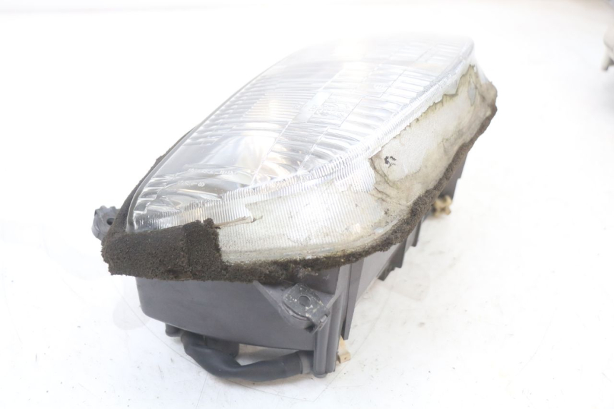 photo de FARO DELANTERO HONDA CBR F 1000 (1993 - 1996) - Estado de la superficie y material