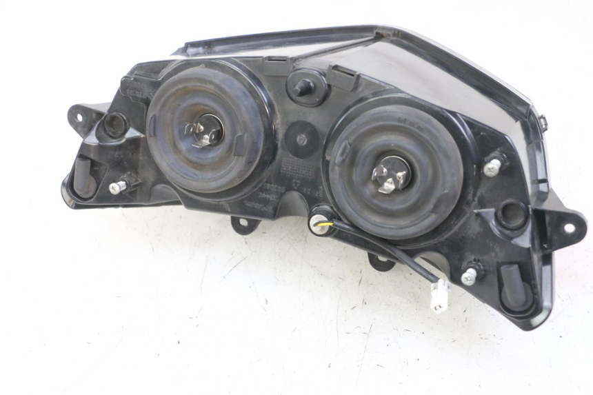 photo de FARO DELANTERO PIAGGIO IE MP3 YOURBAN 300 (2011 - 2016) - Otra perspectiva