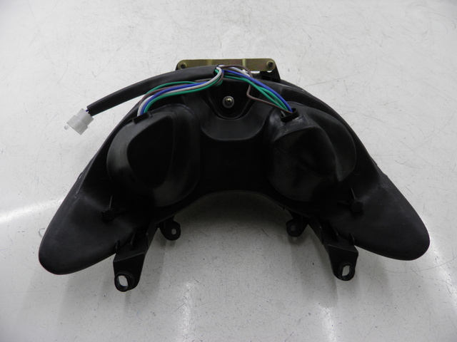 photo de FARO DELANTERO JM MOTOR S-MAX 125 (2010 - 2014) - Detalles de los puntos de fijación