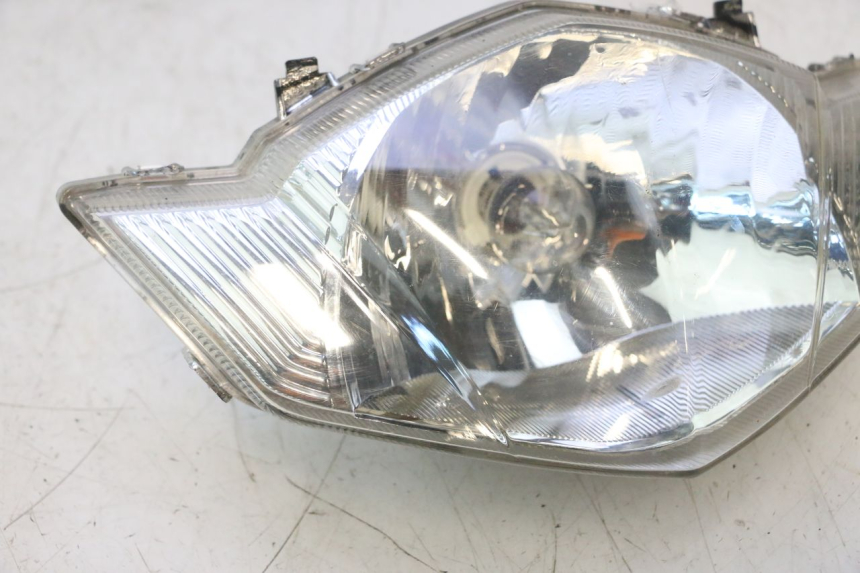 photo de FARO DELANTERO RIDE JUMP 2T 50 (2012 - 2017) - Primer plano técnico