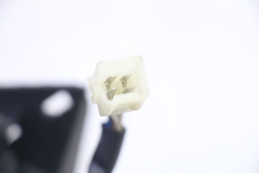 photo de FARO DELANTERO KIDEN KD125-G 125 (2018 - 2022) - Estado de la superficie y material