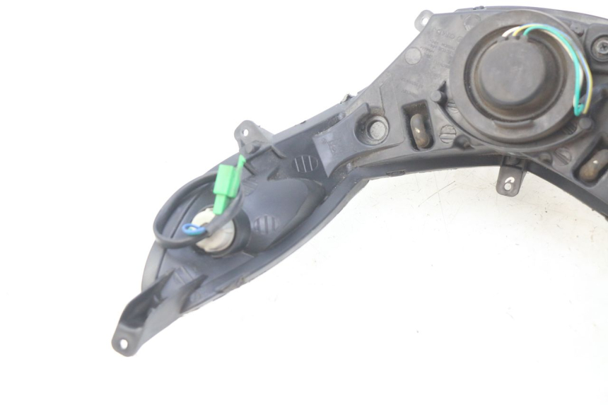 photo de FARO DELANTERO PEUGEOT KISBEE 2T 50 (2010 - 2017) - Zoom estado de uso