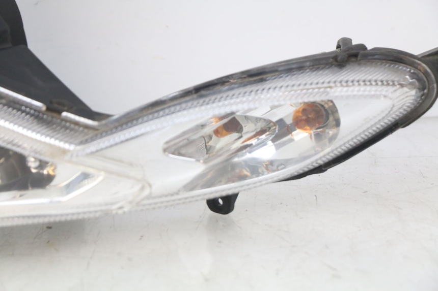 photo de FARO DELANTERO PEUGEOT KISBEE 2T 50 (2010 - 2017) - Estado de la superficie y material