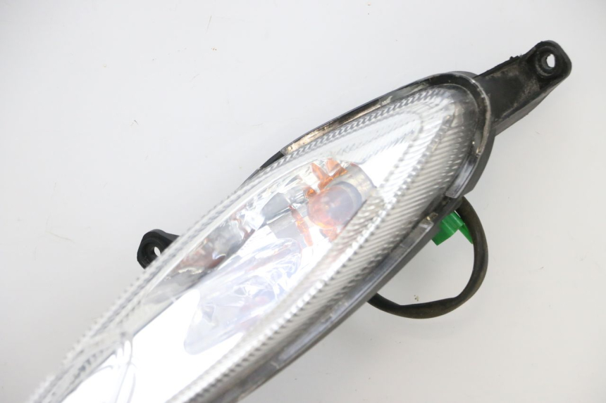photo de FARO DELANTERO PEUGEOT KISBEE 2T 50 (2010 - 2017) - Detalle de la pieza