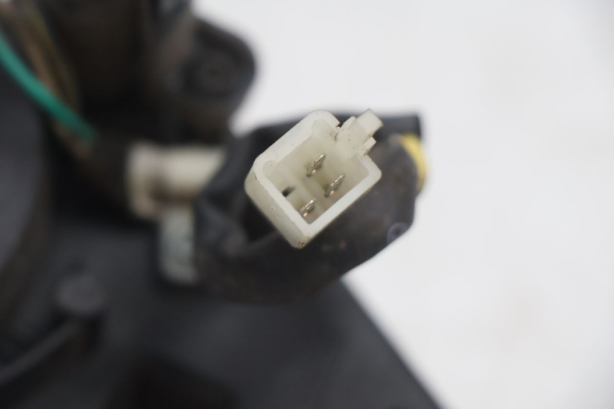 photo de FARO DELANTERO PEUGEOT KISBEE 2T 50 (2010 - 2017) - Características distintivas