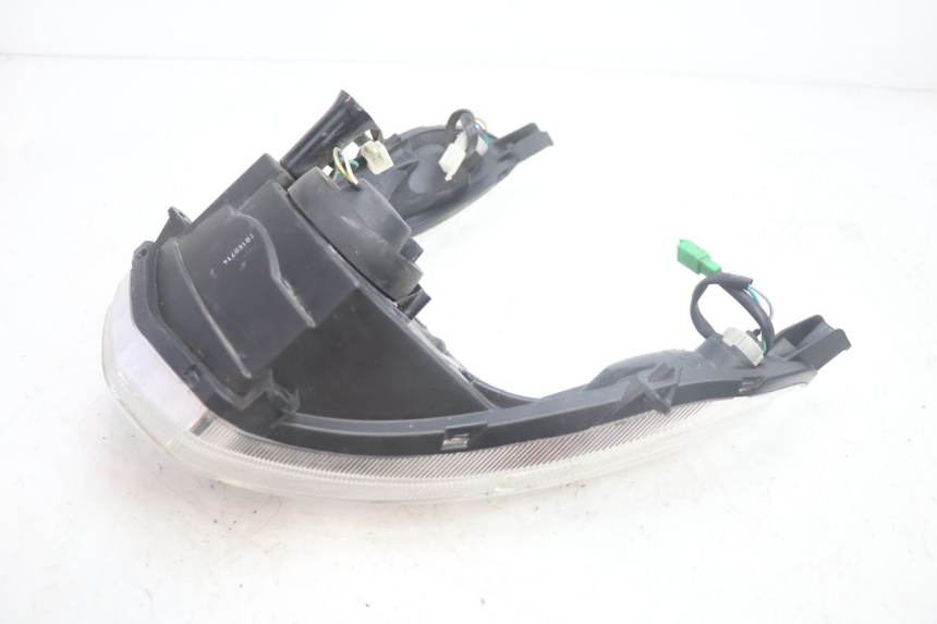 photo de FARO DELANTERO PEUGEOT KISBEE 2T 50 (2010 - 2017) - Estado de la superficie y material