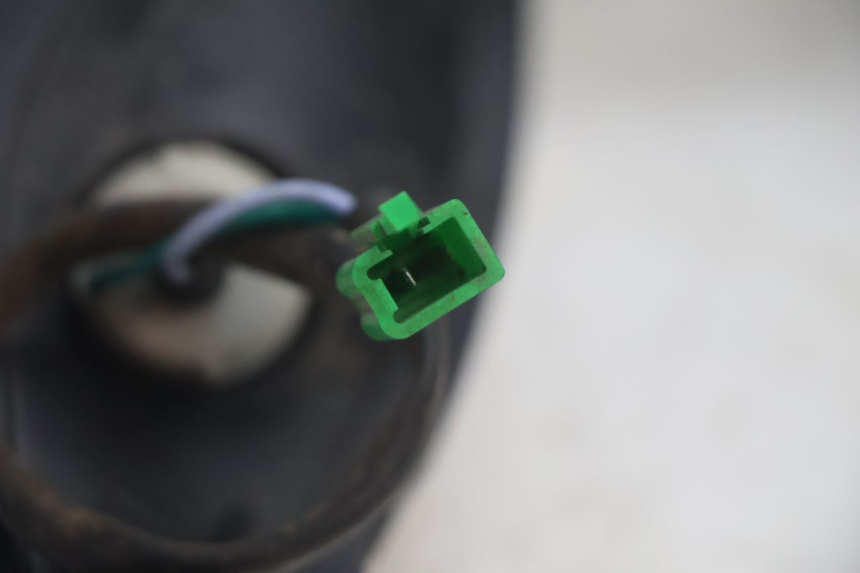 photo de FARO DELANTERO PEUGEOT KISBEE 2T 50 (2010 - 2017) - Marcados y referencias originales