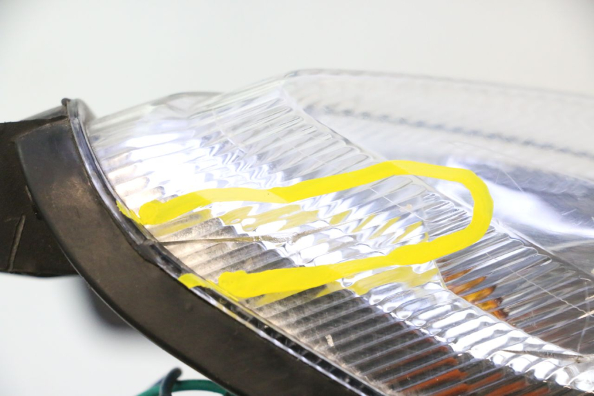 photo de FARO DELANTERO PEUGEOT KISBEE 2T 50 (2010 - 2017) - Primer plano técnico