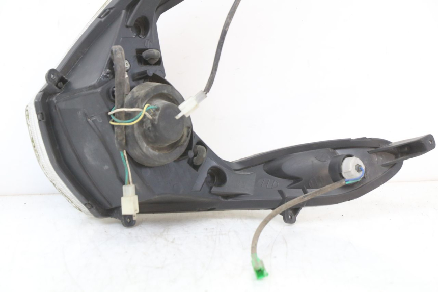 photo de FARO DELANTERO PEUGEOT KISBEE 4T 50 (2010 - 2017) - Zoom estado de uso