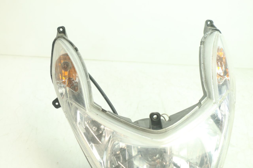 photo de FARO DELANTERO PEUGEOT KISBEE 4T 50 (2018 - 2022) - Detalle de la pieza