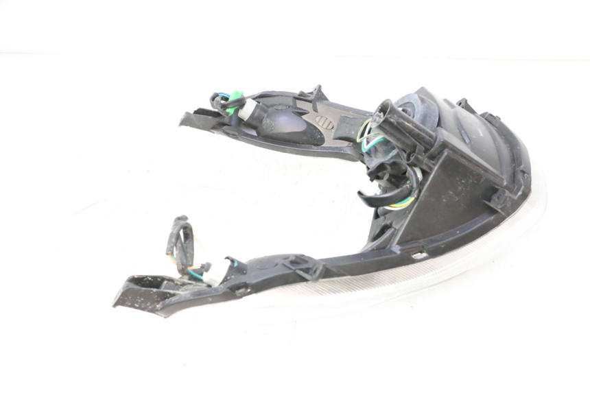 photo de FARO DELANTERO PEUGEOT KISBEE 4T 50 (2018 - 2022) - Primer plano técnico