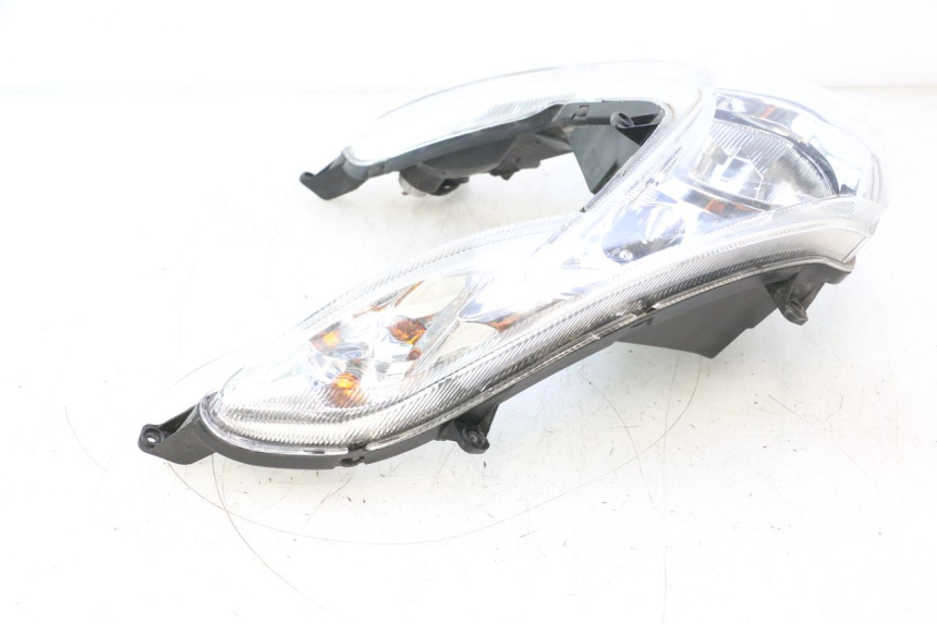 photo de FARO DELANTERO PEUGEOT KISBEE 4T 50 (2010 - 2017) - Estado de la superficie y material