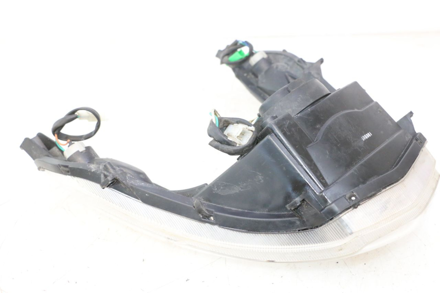 photo de FARO DELANTERO PEUGEOT KISBEE 4T 50 (2018 - 2022) - Zoom calidad de ocasión