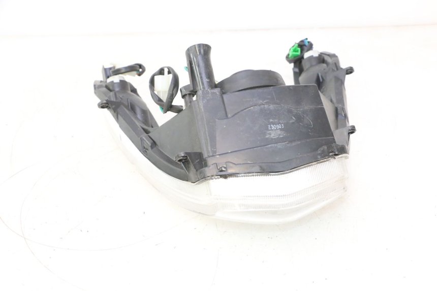 photo de FARO DELANTERO PEUGEOT KISBEE 4T 50 (2023 - 2026) - Zoom estado de uso