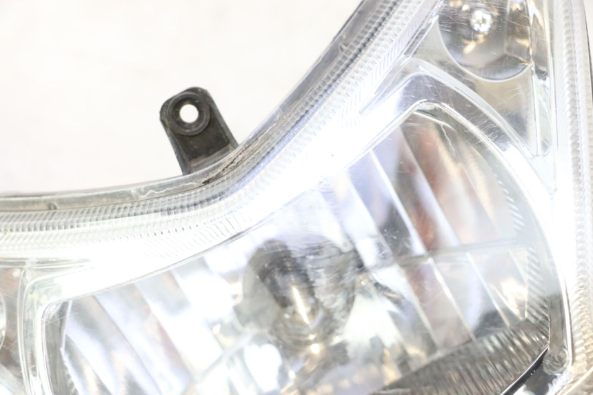 photo de FARO DELANTERO PEUGEOT KISBEE 4T 50 (2023 - 2026) - Vista principal