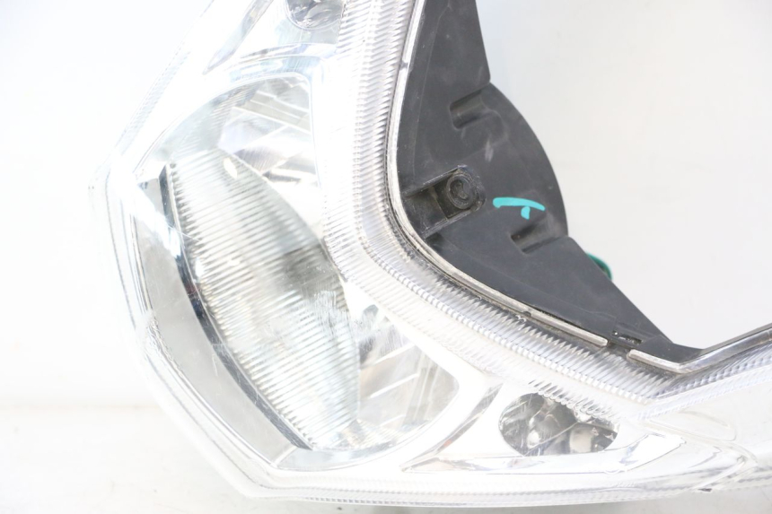 photo de FARO DELANTERO PEUGEOT KISBEE 4T 50 (2023 - 2026) - Otra perspectiva