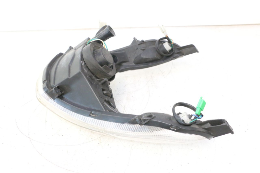 photo de FARO DELANTERO PEUGEOT KISBEE 4T 50 (2018 - 2022) - Foto de producto adicional