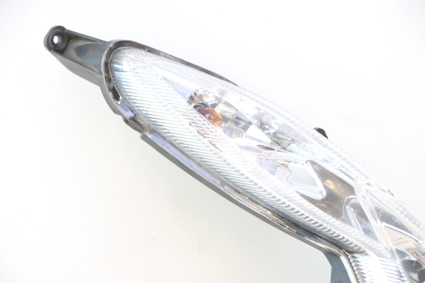 photo de FARO DELANTERO PEUGEOT KISBEE 4T 50 (2018 - 2022) - Zoom estado de uso