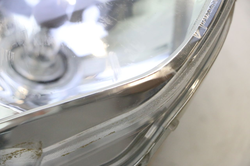 photo de FARO DELANTERO PIAGGIO LIBERTY IGET 4T 50 (2015 - 2020) - Zoom sobre los componentes