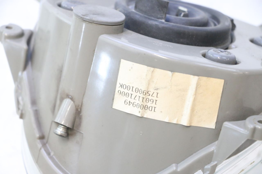 photo de FARO DELANTERO PIAGGIO LIBERTY IGET 4T 50 (2015 - 2020) - Primer plano técnico