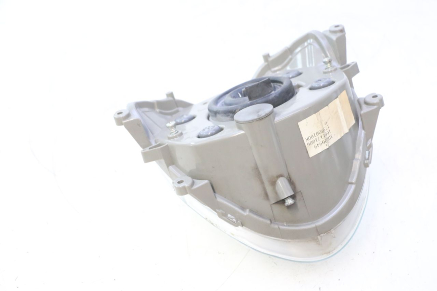 photo de FARO DELANTERO PIAGGIO LIBERTY IGET 4T 50 (2015 - 2020) - Detalles de los puntos de fijación