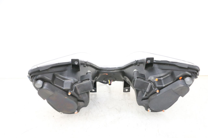 photo de FARO DELANTERO PIAGGIO MP3 HPE 300 (2019 - 2026) - Otra vista del artículo