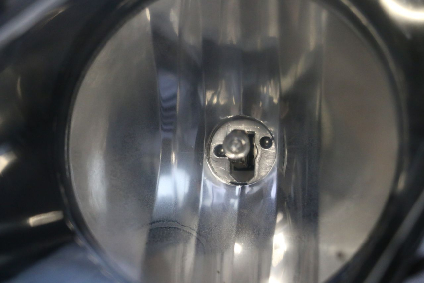 photo de FARO DELANTERO PIAGGIO MP3 RL 250 (2006 - 2010) - Otra vista del artículo