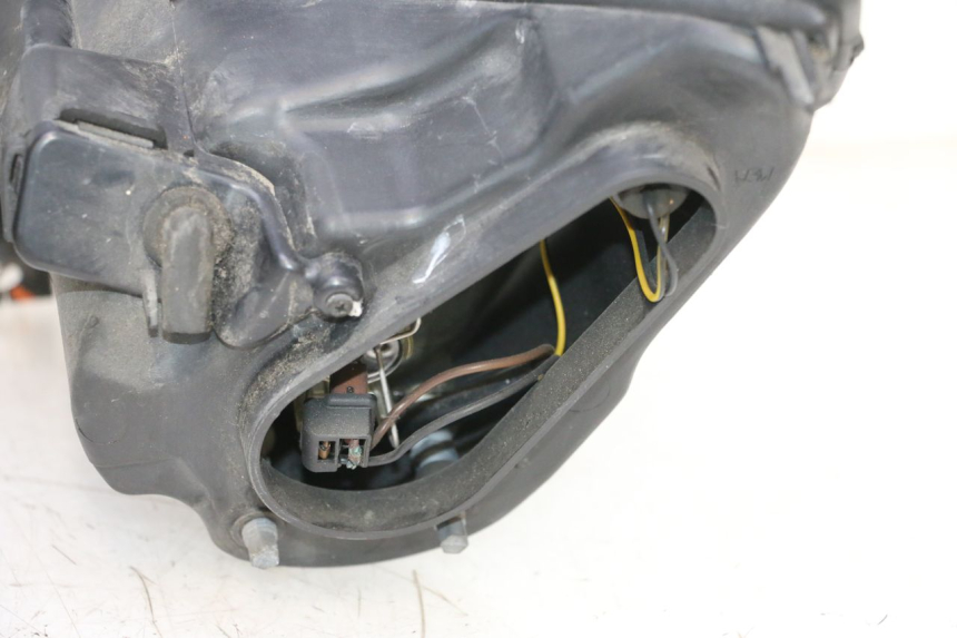photo de FARO DELANTERO PIAGGIO MP3 RL 250 (2006 - 2010) - Otra perspectiva