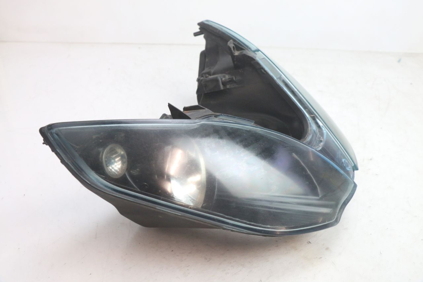 photo de FARO DELANTERO PIAGGIO MP3 125 (2006 - 2014) - Detalle de la pieza