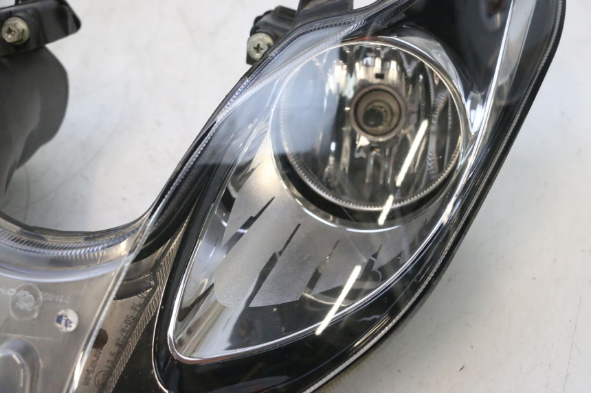 photo de FARO DELANTERO PIAGGIO MP3 500 (2016 - 2018) - Detalle de la pieza
