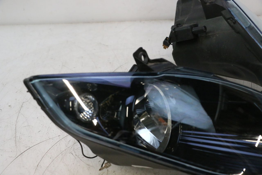 photo de FARO DELANTERO PIAGGIO MP3 125 (2006 - 2014) - Vista principal