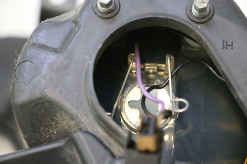 photo de FARO DELANTERO PIAGGIO MP3 125 (2006 - 2014) - Primer plano técnico