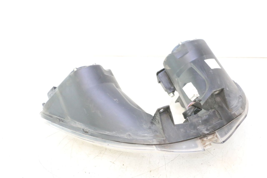 photo de FARO DELANTERO PIAGGIO MP3 500 (2016 - 2018) - Primer plano de alta resolución
