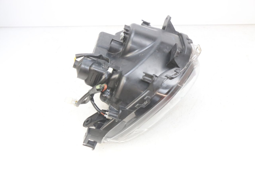 photo de FARO DELANTERO YAMAHA N-MAX NMAX 125 (2017 - 2020) - Características distintivas