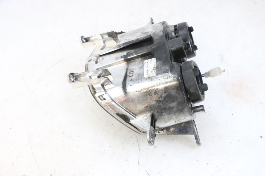 photo de FARO DELANTERO PIAGGIO NEW TYPHOON 50 (2018 - 2021) - Otra perspectiva