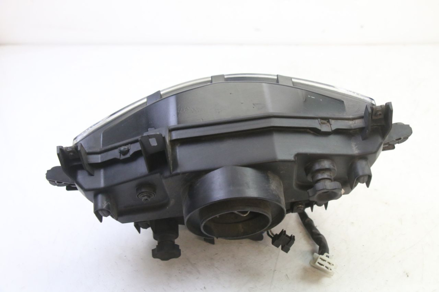 photo de FARO DELANTERO HONDA NTV DEAUVILLE ABS 700 (2007 - 2016) - Primer plano técnico