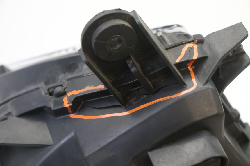 photo de FARO DELANTERO HONDA NTV DEAUVILLE ABS 700 (2007 - 2016) - Marcados y referencias originales