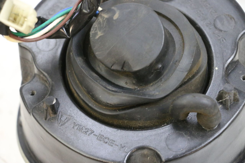 photo de FARO DELANTERO JM MOTORS OLDIES GT 4T 50 (2018 - 2025) - Primer plano técnico