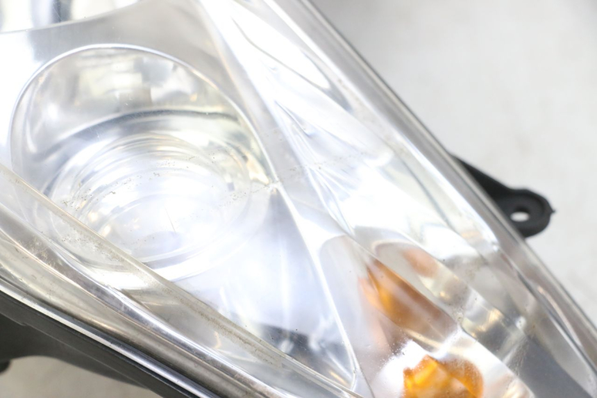 photo de FARO DELANTERO PEUGEOT ELYSTAR 125 (2002 - 2007) - Detalle de la pieza