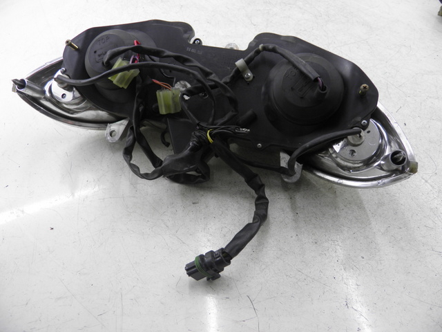 photo de FARO DELANTERO PIAGGIO X9 250 (2000 - 2002) - Detalle de la pieza