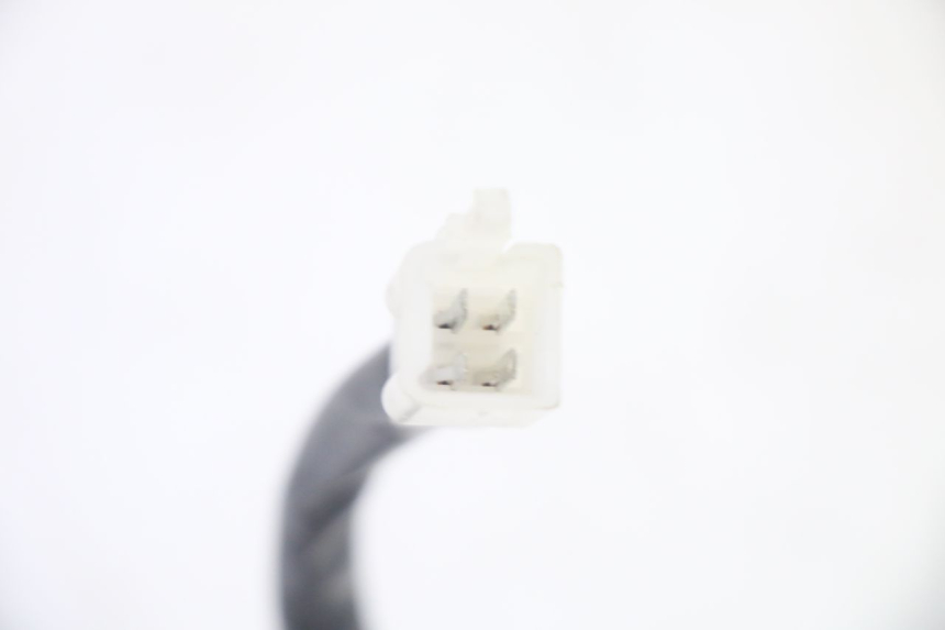 photo de FARO DELANTERO EFUN PUSA 1 - Detalles de los puntos de fijación