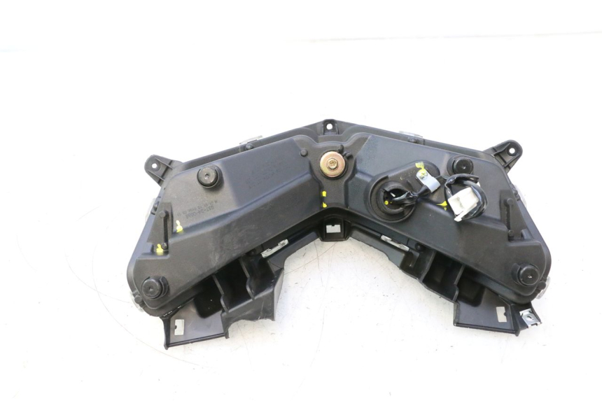 photo de FARO DELANTERO JM MOTORS R-MAX TECH 50 (2024 - 2026) - Zoom sobre los componentes