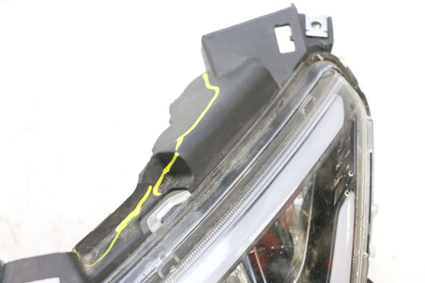 photo de FARO DELANTERO JM MOTORS R-MAX TECH 50 (2024 - 2026) - Ángulo de visión alternativo