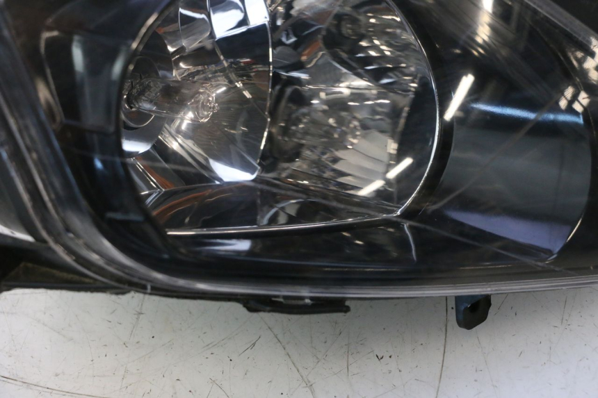 photo de FARO DELANTERO ORCAL RAPTOR 50 (2015 - 2021) - Enfoque en la estructura