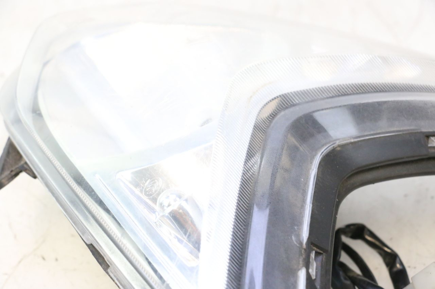 photo de FARO DELANTERO TNT MOTOR ROMA 10' 2T 50 (2011 - 2018) - Primer plano de alta resolución