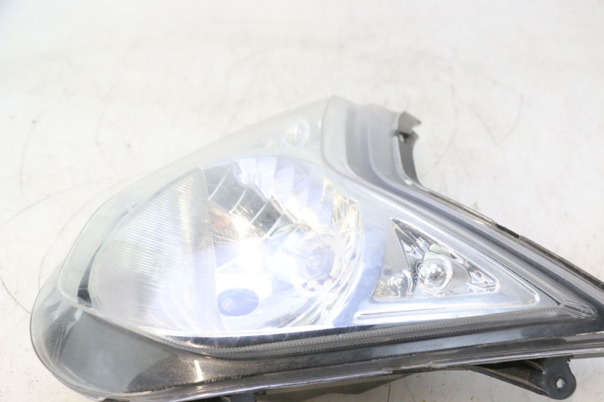 photo de FARO DELANTERO TNT MOTOR ROMA 10' 2T 50 (2011 - 2018) - Primer plano técnico