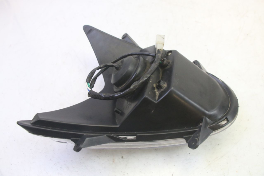 photo de FARO DELANTERO TNT MOTOR ROMA 10' 4T 50 (2019 - 2022) - Estado de la superficie y material