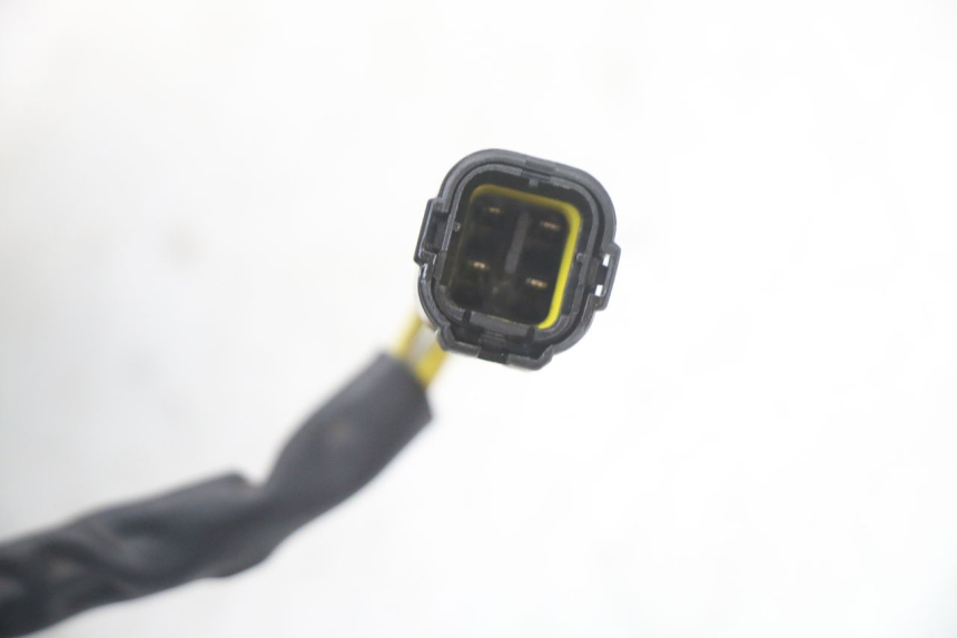 photo de FARO DELANTERO ROYAL ENFIELD HYMALAYAN 410 (2016 - 2023) - Detalles de los puntos de fijación